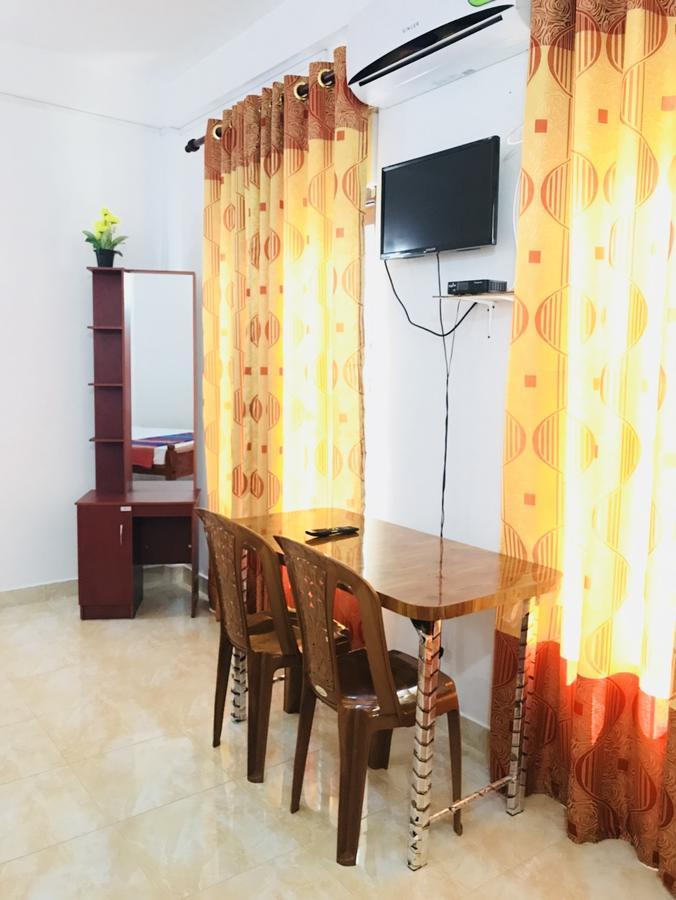 Emarald Holiday Homes 아누라다푸라 외부 사진