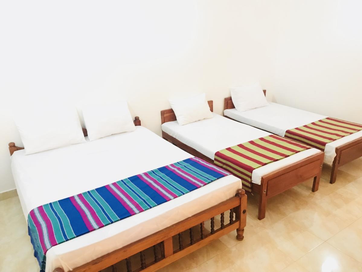 Emarald Holiday Homes 아누라다푸라 외부 사진